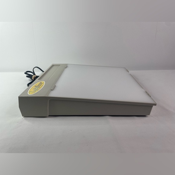 Light Tracer Artograph 10 x 12 Light Box, 225-365, Tattoo Tracing Art Drawing - Picture 7 of 7